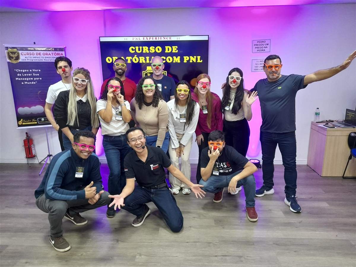 Turma do Curso de Oratória e Comunicação em São Paulo, na Vila Mariana